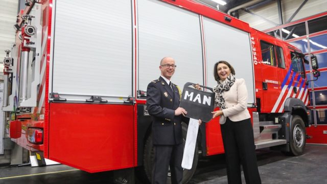 Nieuwe brandweerauto voor korps Heemstede