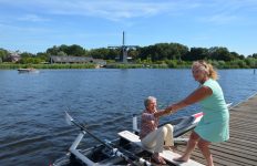 Roeien met de riemen die je hebt en varen met de wind in de zeilen
