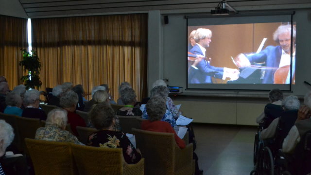 Delftweide geniet via livestreaming van klassiek concert Philharmonie