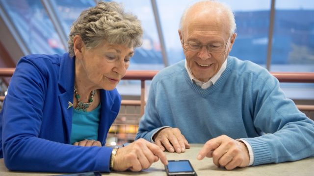 Senioren digitaal vaardig dankzij SeniorWeb