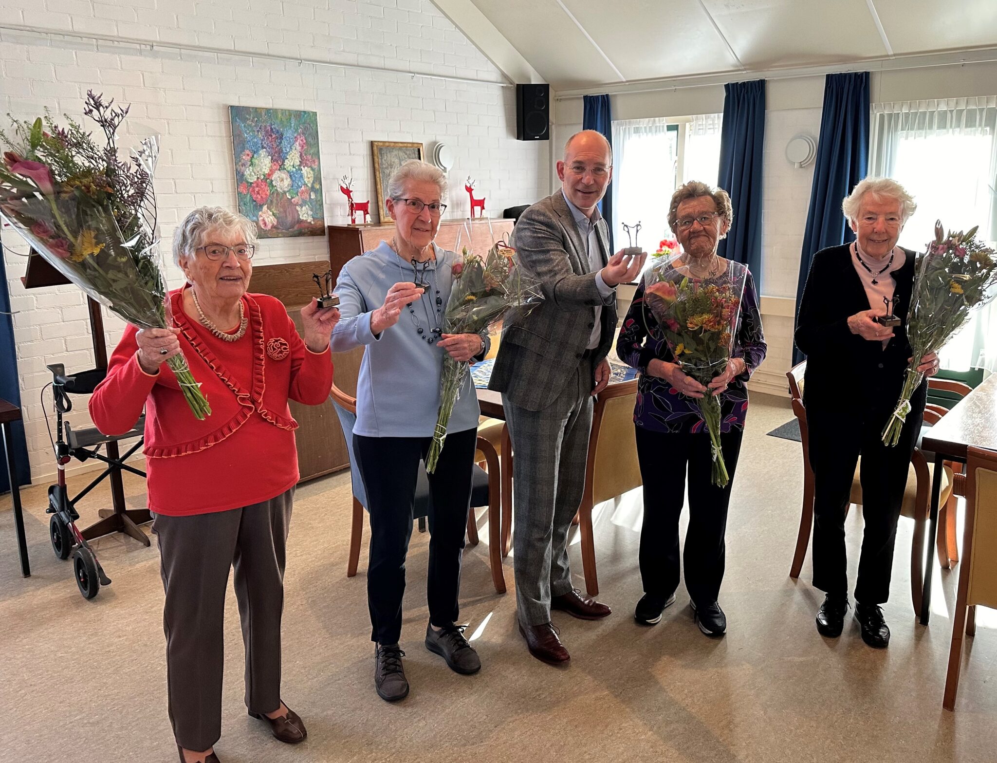 Samen 100 jaar als vrijwilliger actief voor de Open Eettafel in Vogelenzang