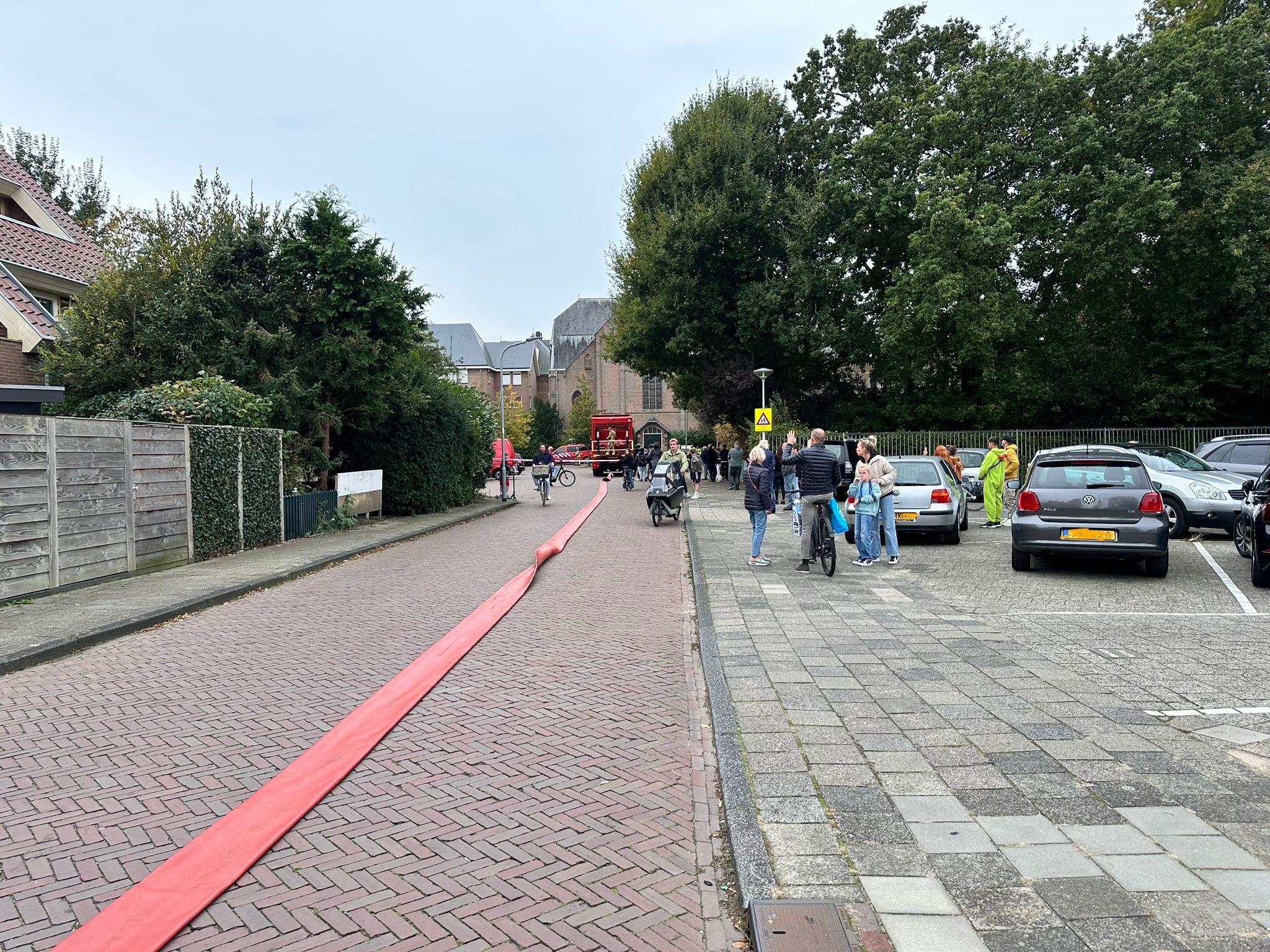 Brand op dak schoolgebouw Bennebroek