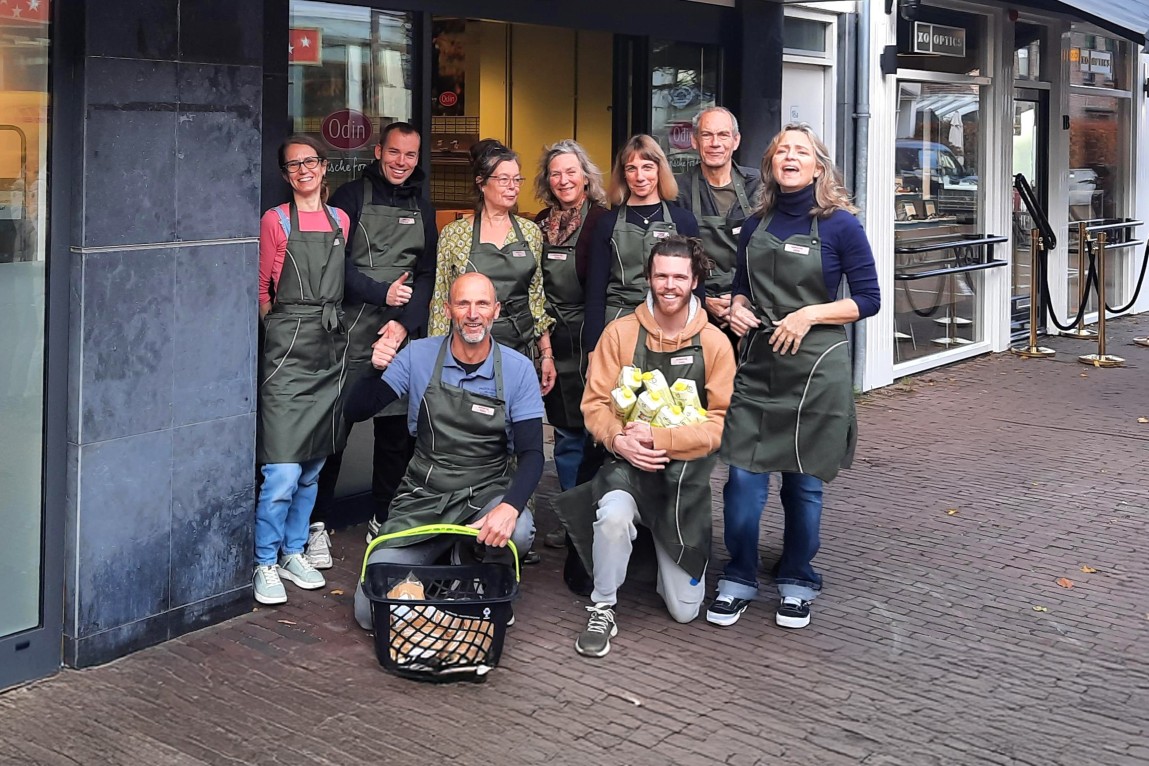Feestelijke opening biologische winkel Odin