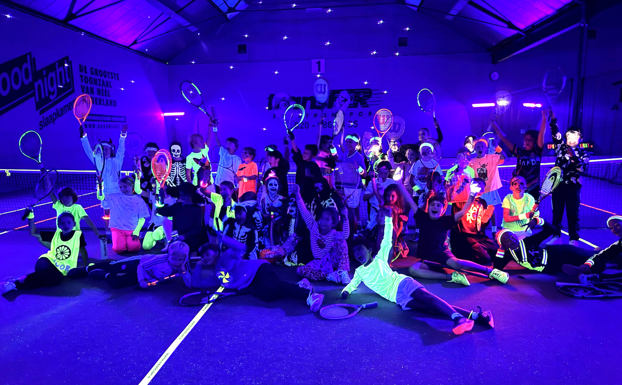 Halloween Glow in the Dark Tennistoernooi voor jeugd TV HBC