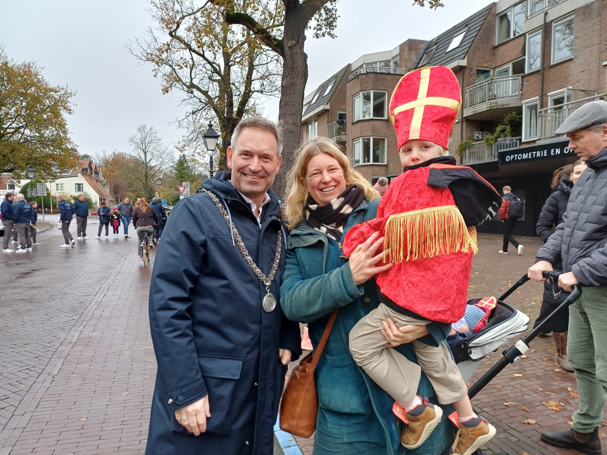 Overveen dolblij met aankomst van Sint en Piet