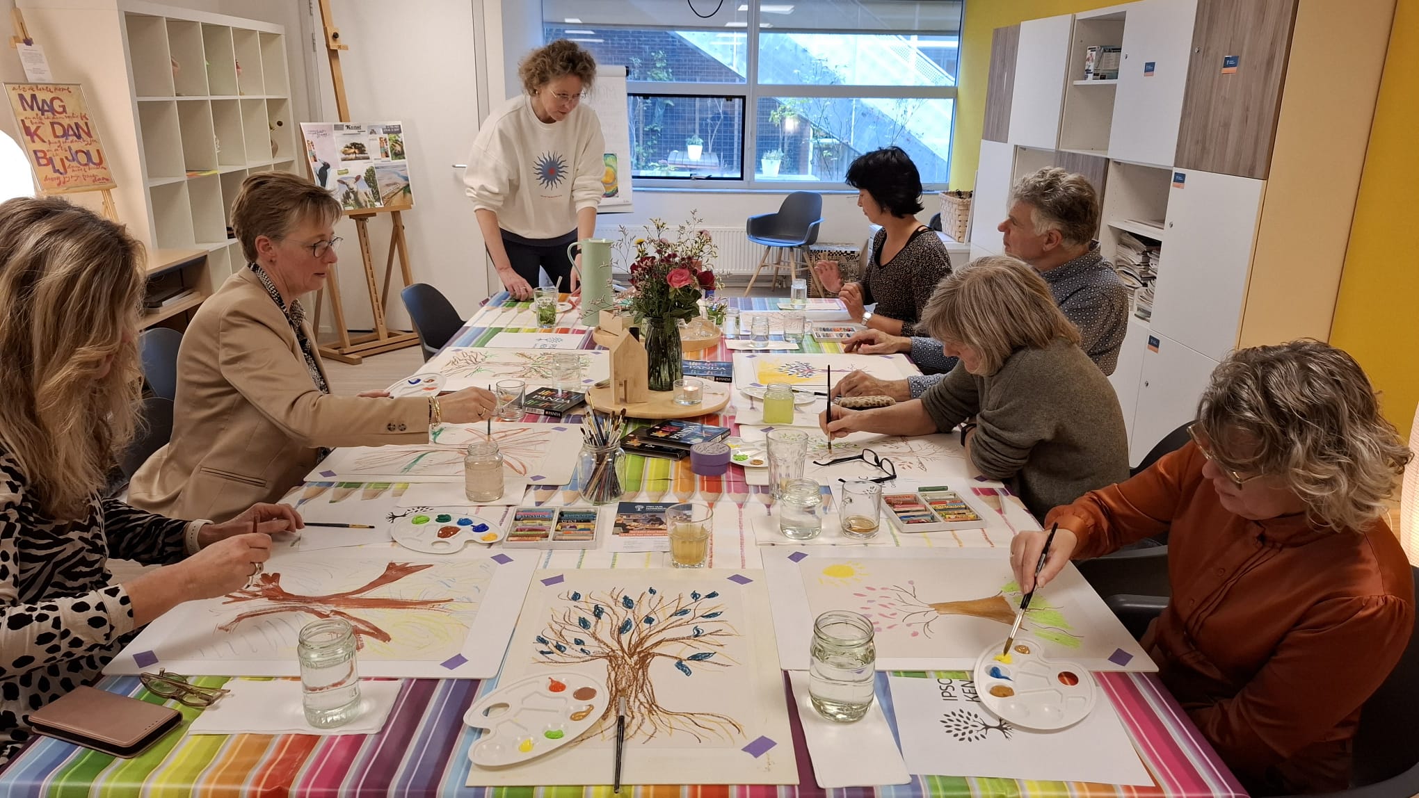 Wethouder De Wit bezoekt IPSO Huis Kennemerland