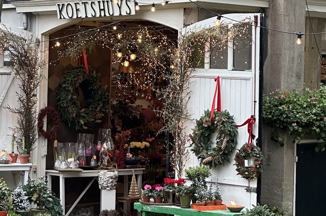 De Bloemendaler proeft kerstsfeer in Overveen