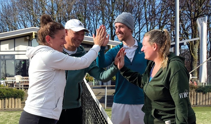 Dubbelspel is dubbel fun bij het Van der Werf Horen HBC Dubbel Open Toernooi