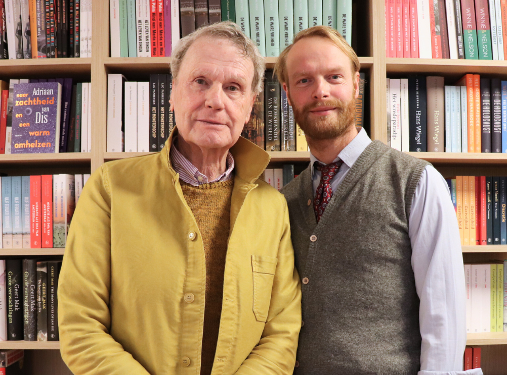 Adriaan van Dis over zijn boek ‘Alles voor de reis’ in de Phil Haarlem