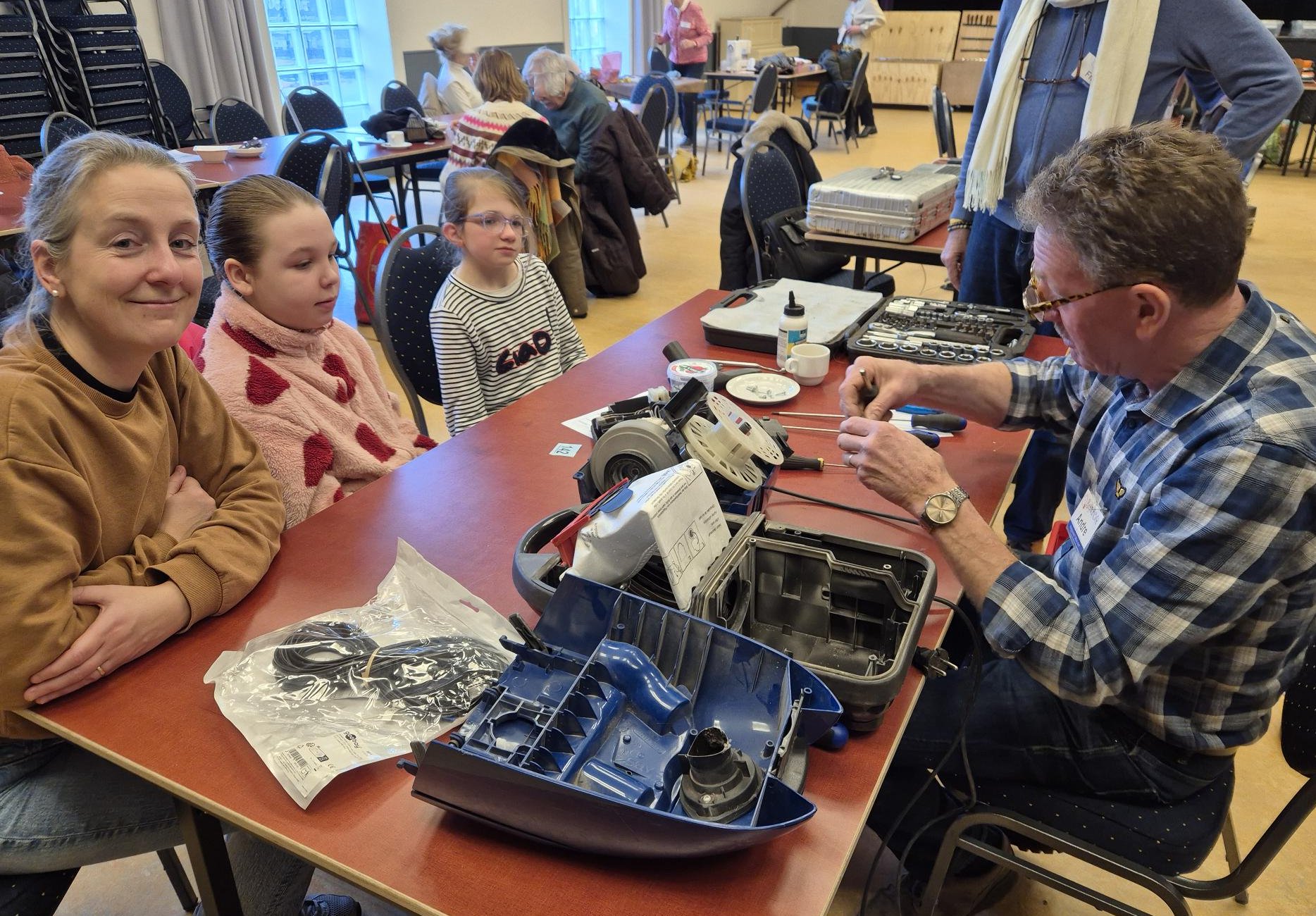 Repaircafé Vogelenzang open op eerste lentedag