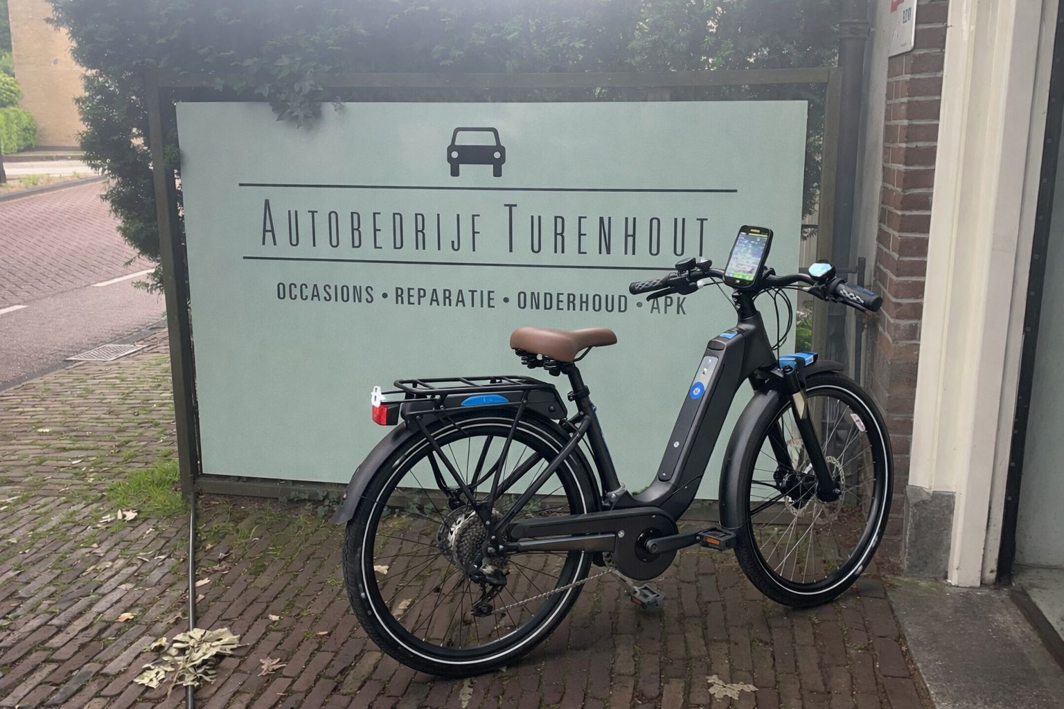 Turenhout gooit het roer om