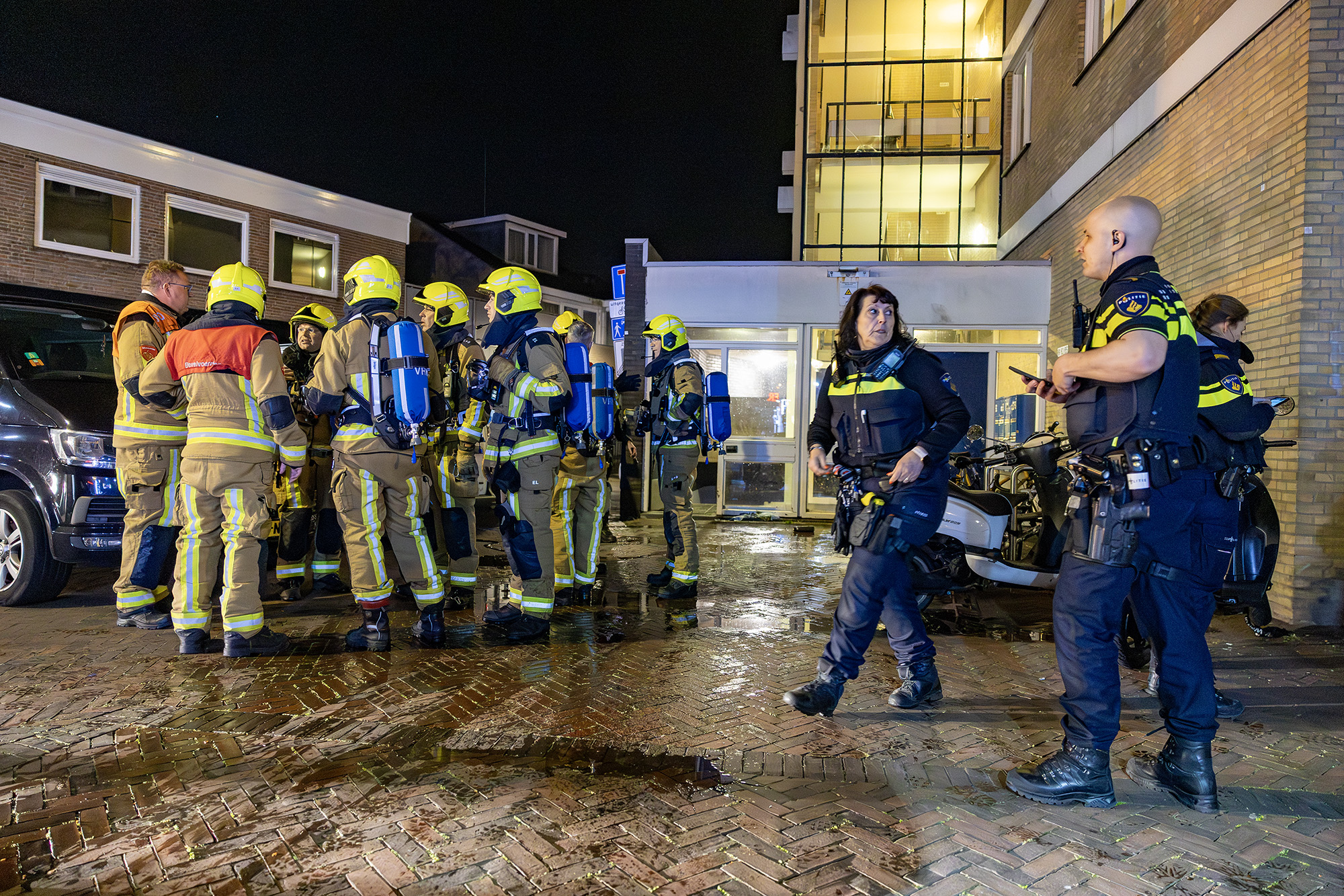 Vuur in kelderbox snel geblust