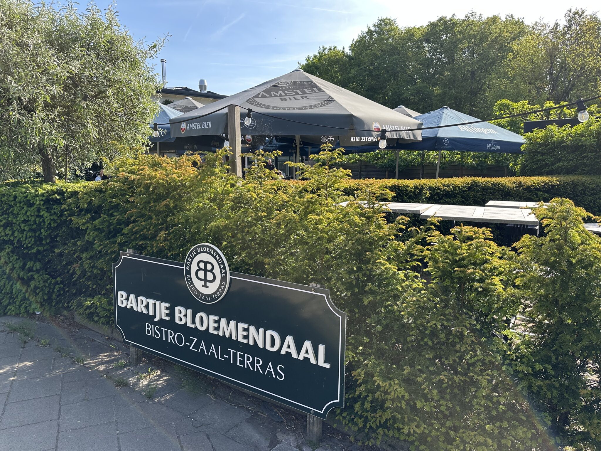 Neerstrijken bij Bartje