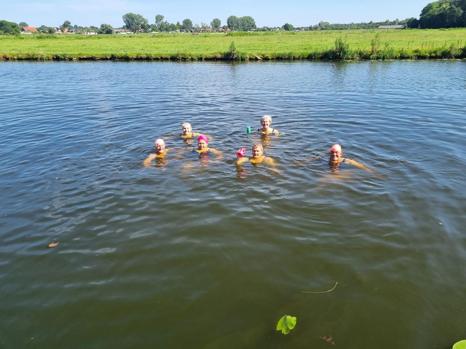 De Kanaalkikkers: samen zwemmen, samen genieten!