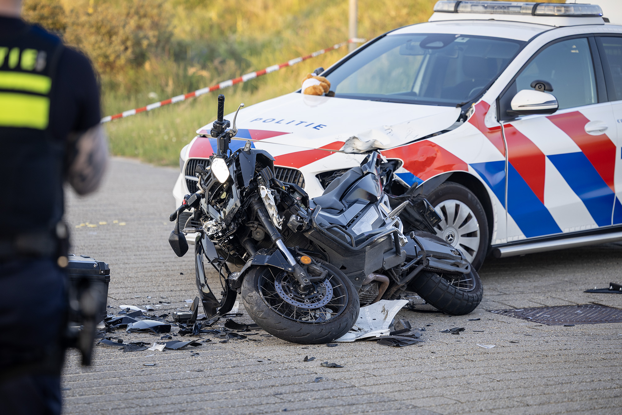 Aanrijding op de Zeeweg: twee gewonden