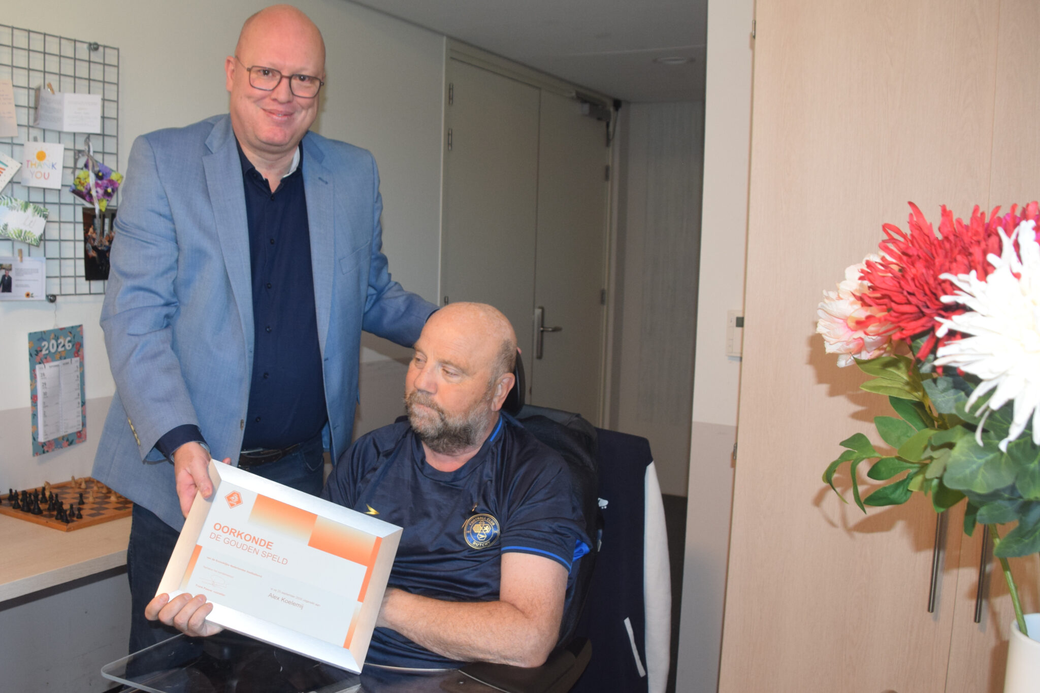 KNVB eert RCH-voetbalvrijwilliger Alex Koelemij
