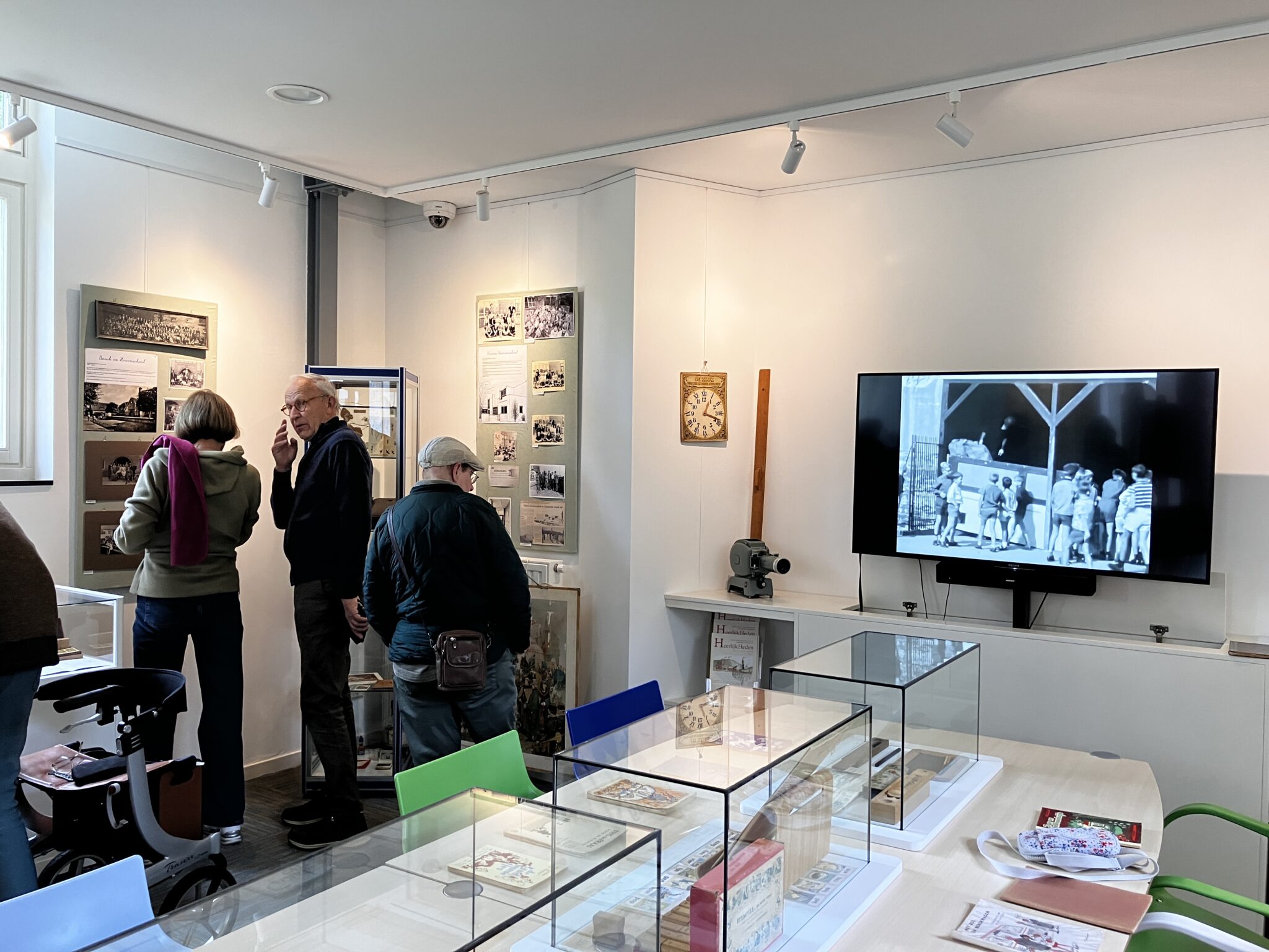 Herhaling van de tentoonstelling ‘Schoolherinneringen’ in Pomphuis
